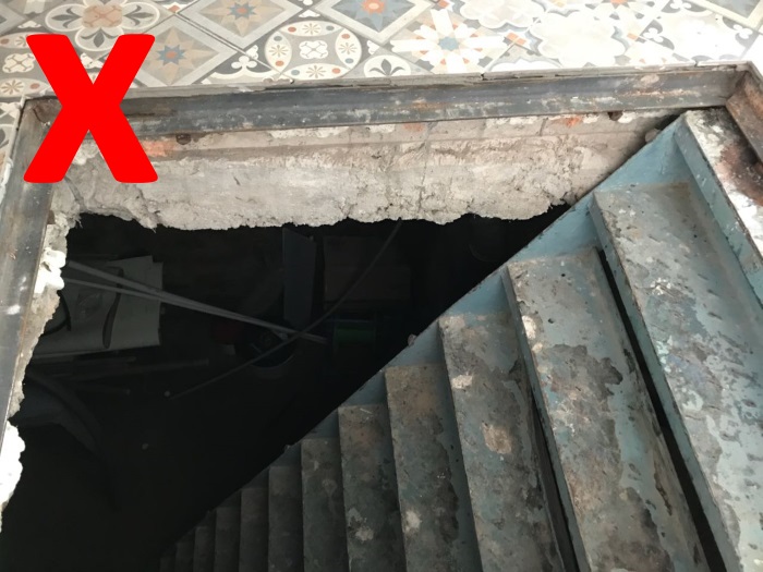 Опорная площадка из уголка в перекрытии